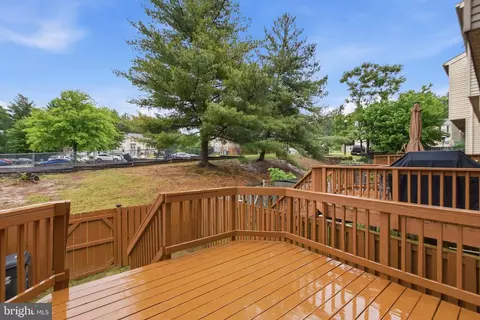Exterior - 2012 Darlington Loop, Woodbridge, VA 22191 photo 4 of 4