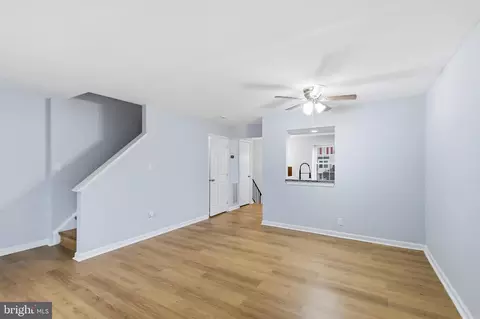 Living - 2012 Darlington Loop, Woodbridge, VA 22191 photo 7 of 7