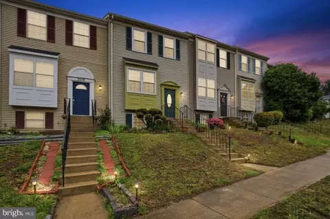 Exterior - 2012 Darlington Loop, Woodbridge, VA 22191 photo 2 of 4