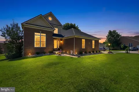 5217 Addlerfield Way, Haymarket, VA 20169