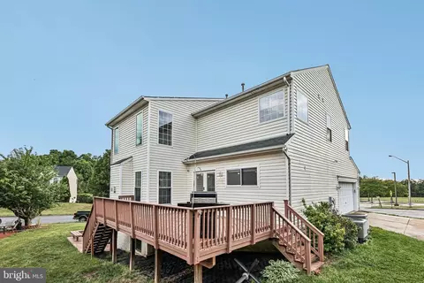 Exterior - 17717 Wayside Dr, Dumfries, VA 22026 photo 7 of 7