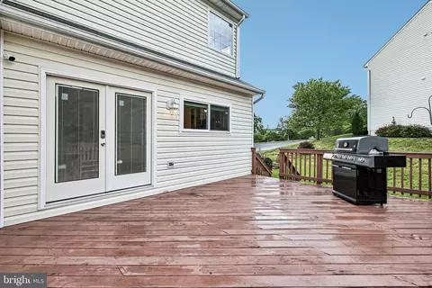 Exterior - 17717 Wayside Dr, Dumfries, VA 22026 photo 3 of 7