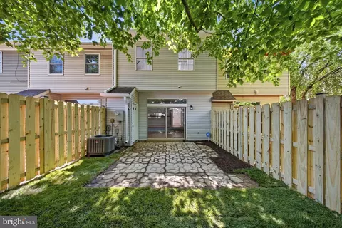 Exterior - 3682 Masthead Trl, Triangle, VA 22172 photo 4 of 8