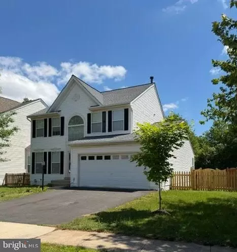 8737 Hackney Dr, Bristow, VA 20136