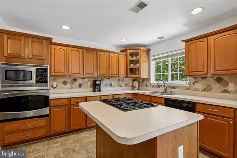 Kitchen - 8737 Hackney Dr, Bristow, VA 20136 photo 1 of 3