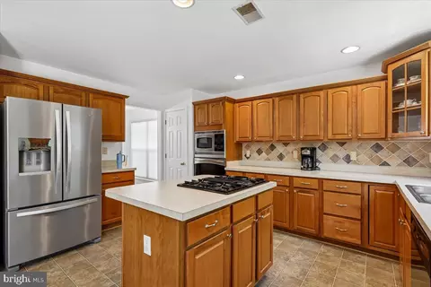 Kitchen - 8737 Hackney Dr, Bristow, VA 20136 photo 2 of 3