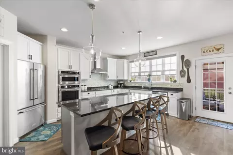 18020 Cedar Grove Ln, Dumfries, VA 22026
