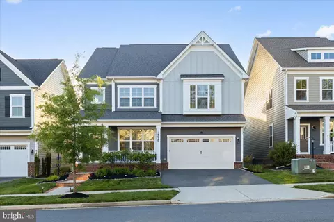 18020 Cedar Grove Ln, Dumfries, VA 22026