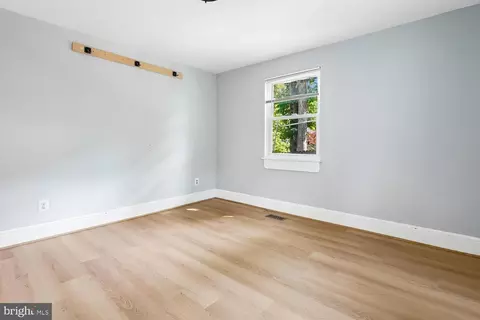 Other - 18418 Woodland Dr, Triangle, VA 22172 photo 4 of 8