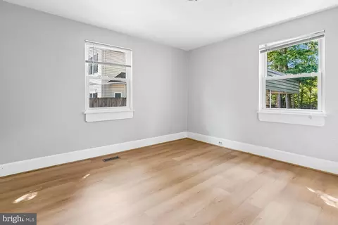 Other - 18418 Woodland Dr, Triangle, VA 22172 photo 3 of 8