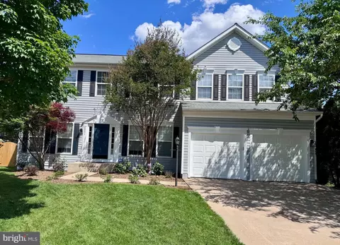 8571 Rothbury Dr, Bristow, VA 20136