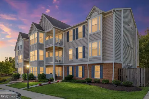 12309 Ashmont Ct #104, Woodbridge, VA 22192