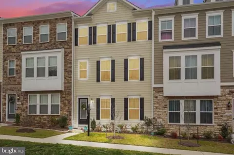 13044 Jessica Grove Pl, Woodbridge, VA 22192