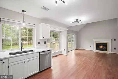 8229 Sunset Dr, Manassas, VA 20110 photo 20