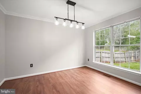 8229 Sunset Dr, Manassas, VA 20110 photo 13