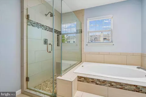 Bath - 9077 Slate Stone Loop, Bristow, VA 20136 photo 1 of 1