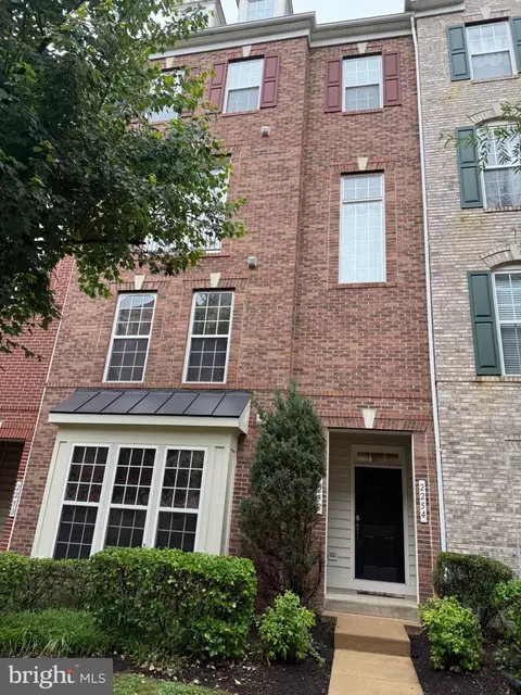 2254 Margraf Cir, Woodbridge, VA 22191