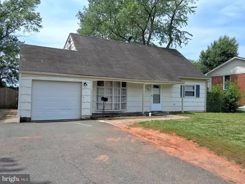 9717 Lomond Dr, Manassas, VA 20109