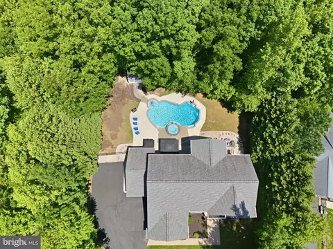 13433 Classic Oaks Ct, Manassas, VA 20112
