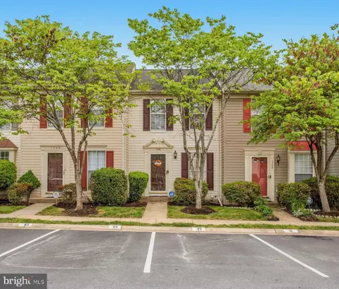 1736 Tiger Lily Cir, Woodbridge, VA 22192
