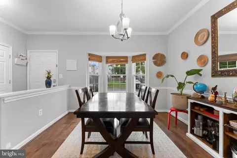 Entry Way - 8806 Dunstable Loop, Bristow, VA 20136 photo 5 of 21
