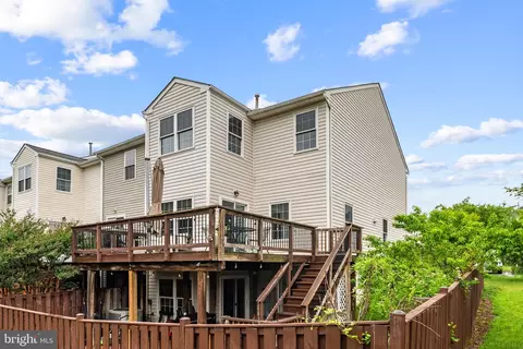 Exterior - 8806 Dunstable Loop, Bristow, VA 20136 photo 13 of 18