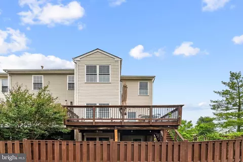 Exterior - 8806 Dunstable Loop, Bristow, VA 20136 photo 12 of 18