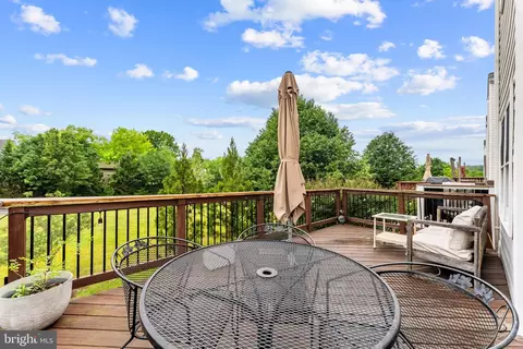 Exterior - 8806 Dunstable Loop, Bristow, VA 20136 photo 7 of 18