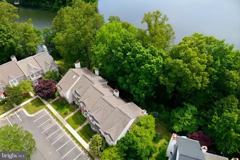 View/Area - 15759 Widewater Dr, Dumfries, VA 22025 photo 4 of 10
