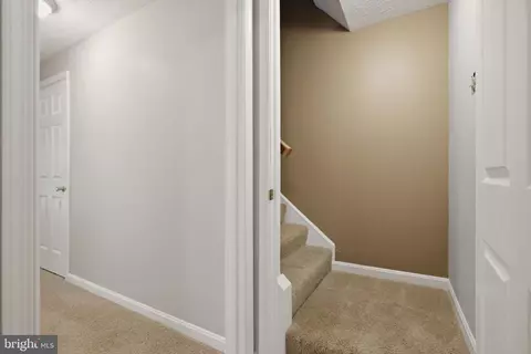 Entry Way - 15759 Widewater Dr, Dumfries, VA 22025 photo 12 of 17
