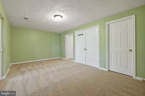 Bedroom - 15759 Widewater Dr, Dumfries, VA 22025 photo 4 of 4