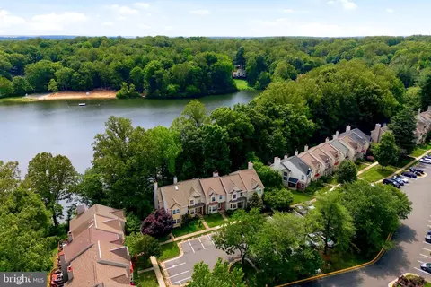 View/Area - 15759 Widewater Dr, Dumfries, VA 22025 photo 3 of 10