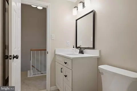 Entry Way - 15759 Widewater Dr, Dumfries, VA 22025 photo 10 of 17