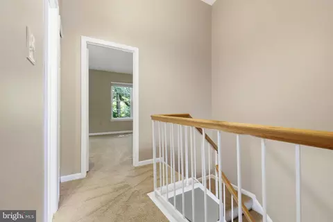 Entry Way - 15759 Widewater Dr, Dumfries, VA 22025 photo 8 of 17