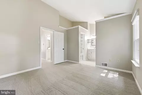 Bedroom - 15759 Widewater Dr, Dumfries, VA 22025 photo 1 of 4