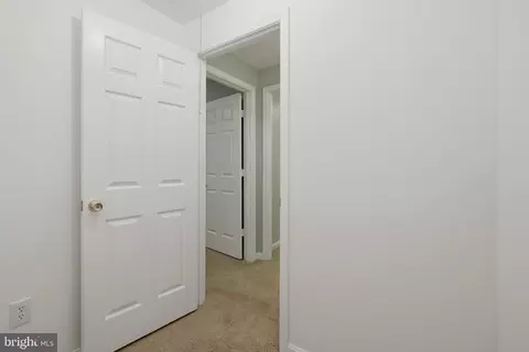 Entry Way - 15759 Widewater Dr, Dumfries, VA 22025 photo 15 of 17