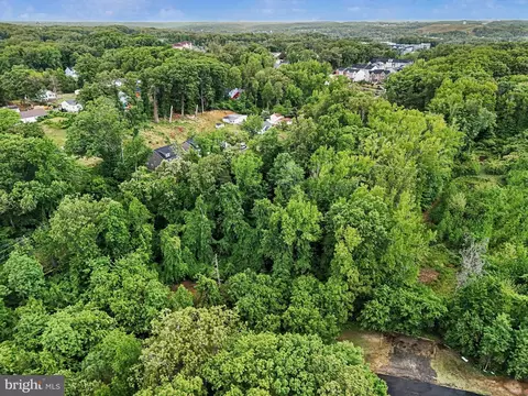 18559 Old Triangle Rd, Triangle, VA 22172 photo 4