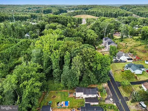 18559 Old Triangle Rd, Triangle, VA 22172 photo 6