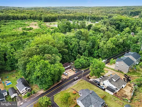 18559 Old Triangle Rd, Triangle, VA 22172 photo 7