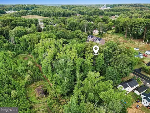 18559 Old Triangle Rd, Triangle, VA 22172 photo 10