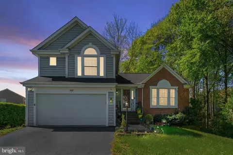 3469 Lacrosse Ct, Woodbridge, VA 22193