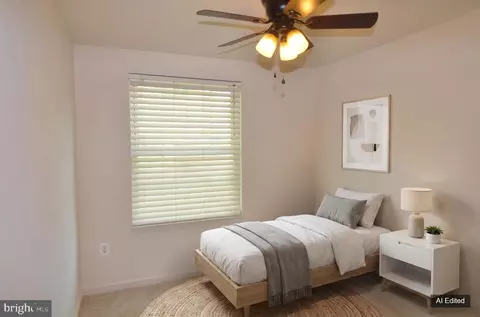 Bedroom - 9843 Nimitz Ct, Manassas, VA 20109 photo 3 of 6
