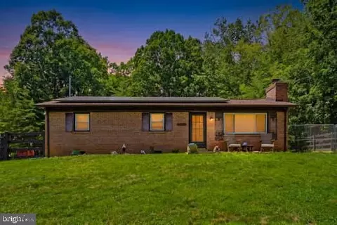 15300 Nottingham Dr, Manassas, VA 20112