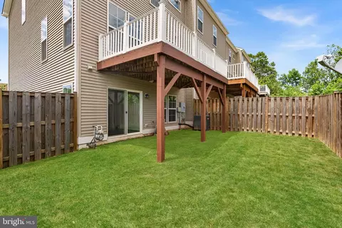 Exterior - 8192 Broad Pl, Manassas, VA 20110 photo 9 of 9
