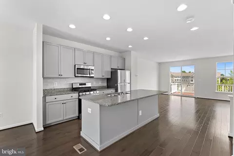 Kitchen - 8192 Broad Pl, Manassas, VA 20110 photo 1 of 3