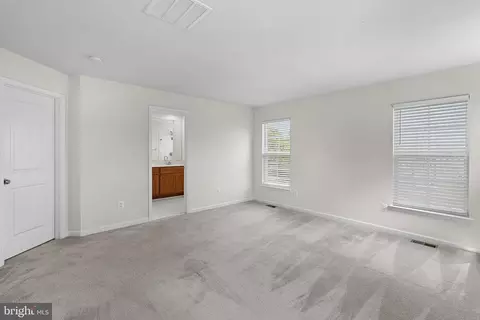 Bedroom - 8192 Broad Pl, Manassas, VA 20110 photo 1 of 4