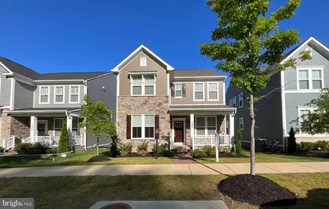 1843 Magnolia Fruit Dr, Dumfries, VA 22026