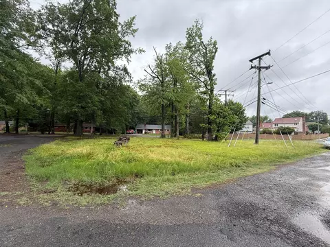 18299 Cabin, Triangle, VA 22172 photo 2