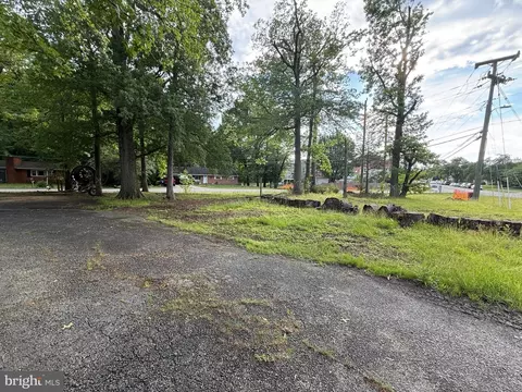 18299 Cabin, Triangle, VA 22172 photo 2