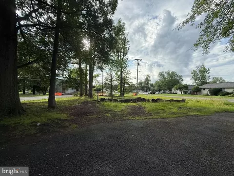 18299 Cabin, Triangle, VA 22172 photo 4